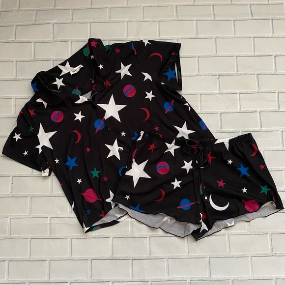NWOT ModCloth Cosmic Confetti Black Pajama Shorts Set - Picture 2 of 7